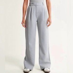NWT Abercrombie A&F Sloane Tailored Pant - Grey; Size 29 Regular